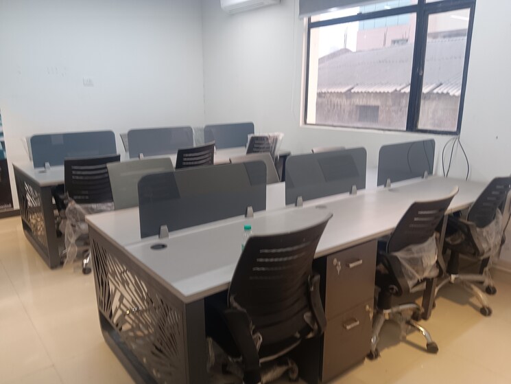 Team Area, logix-park Commercial Office Space in IT/SEZ 1000 Sq.Ft. In Sector 16 Noida 8588024