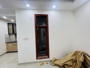 Room in 2 BHK Independent House at Chattarpur – for Sale