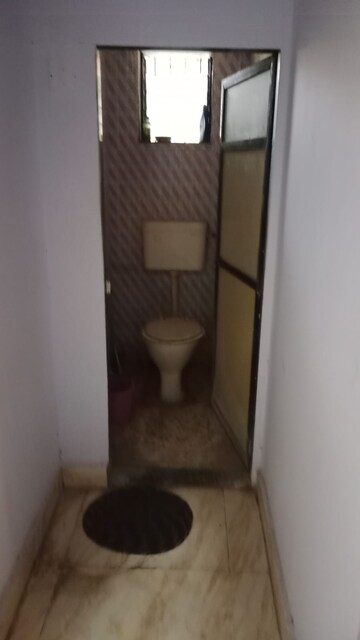 Bathroom in 1.5 BHK Apartment at Manpada – for Rent
