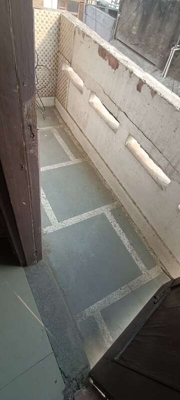 Balcony in 1 RK Builder Floor at Kalkaji – for Rent