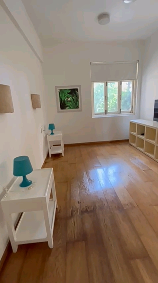 2 BHK Apartment For Rent in Anita Apartments Malabar