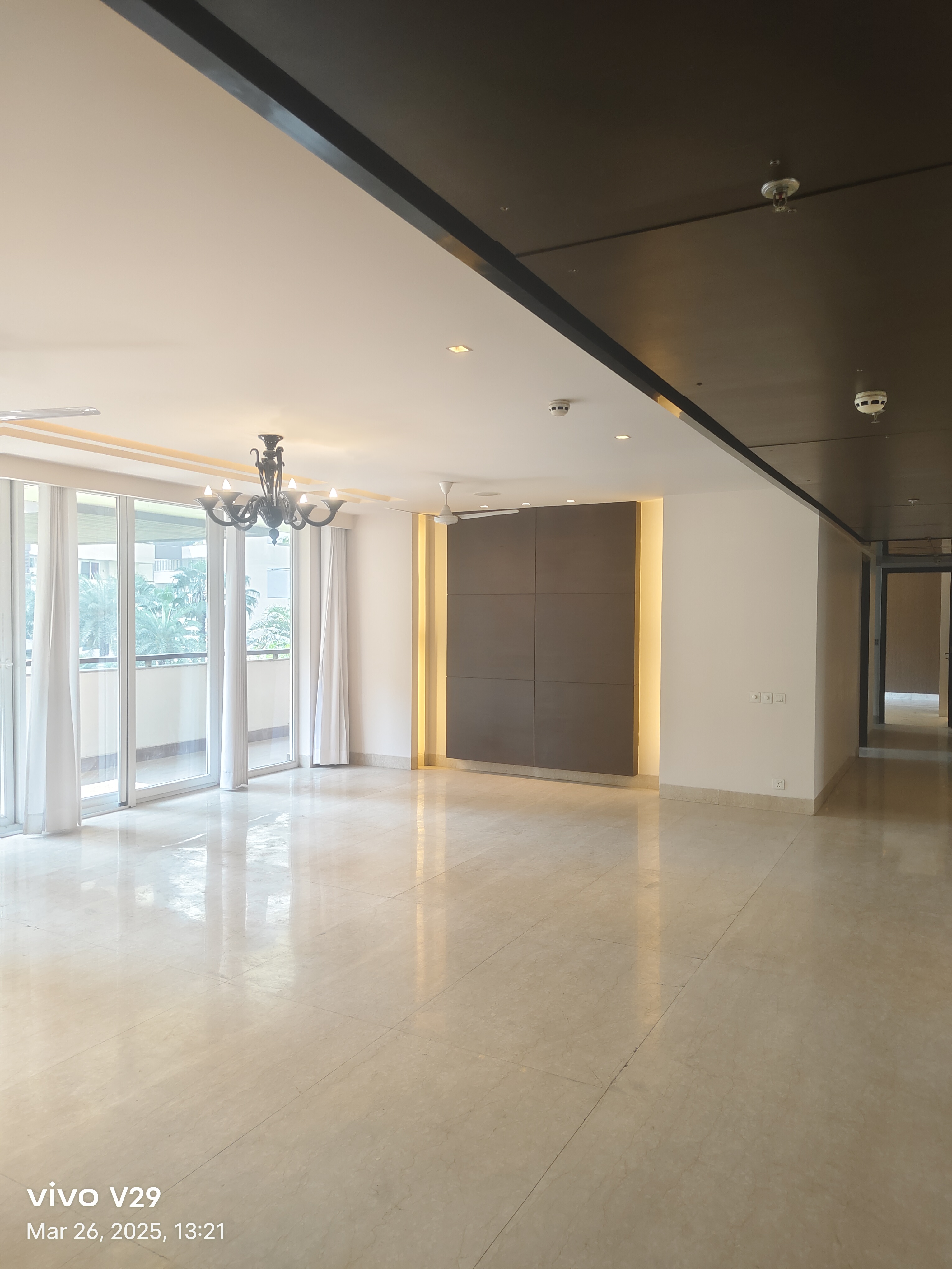 3 BHK + Servant Room Apartment For Rent in Bestech Park View Spa