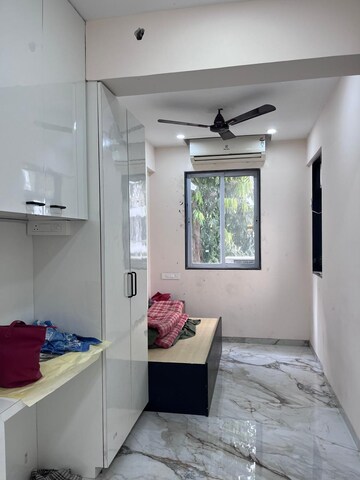 Bedroom in 1 RK Apartment at Vishnu Nagar – for Rent
