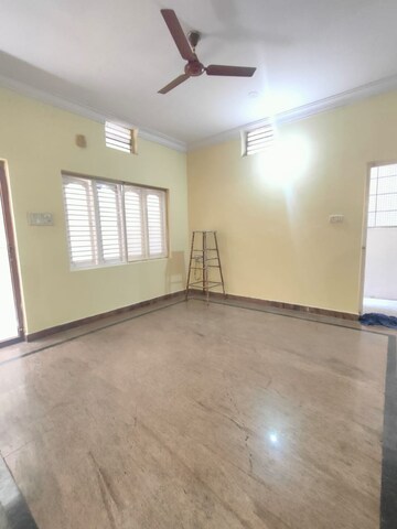 Room in 2 BHK Builder Floor at Hsr Layout – for Rent