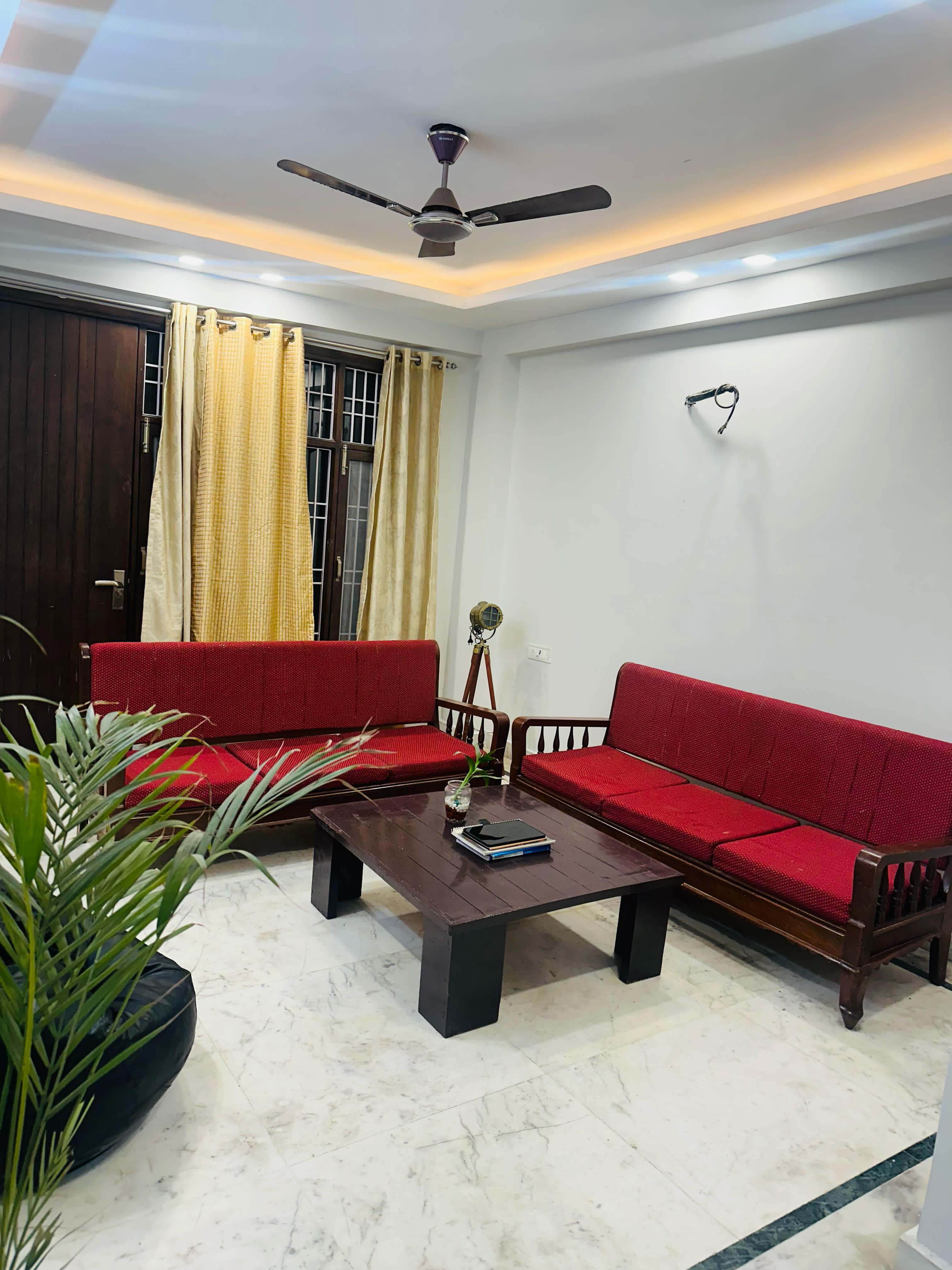 3 BHK + Pooja Room Builder Floor For Rent in Chattarpur