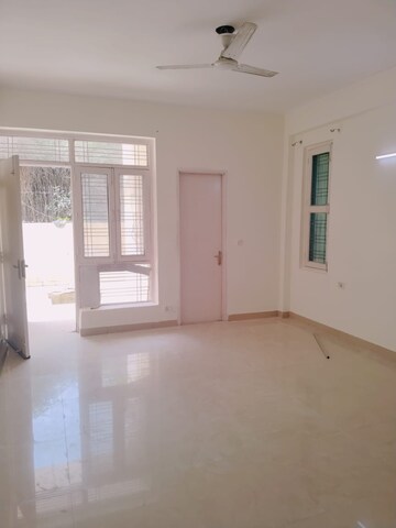 3 BHK Apartment For Rent in SS Mayfield Gardens, Sector 51