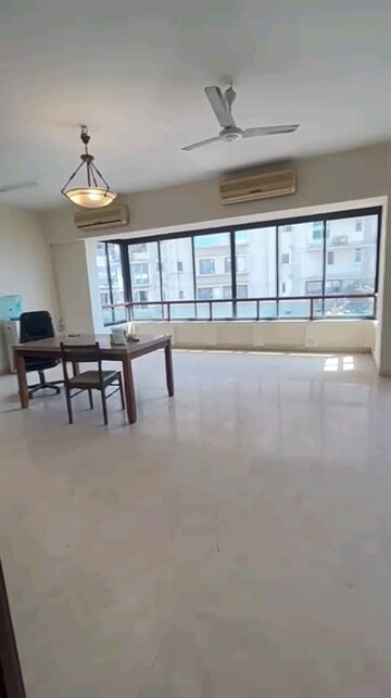 Living Room in 3 BHK Apartment at Peddar Road – for Rent