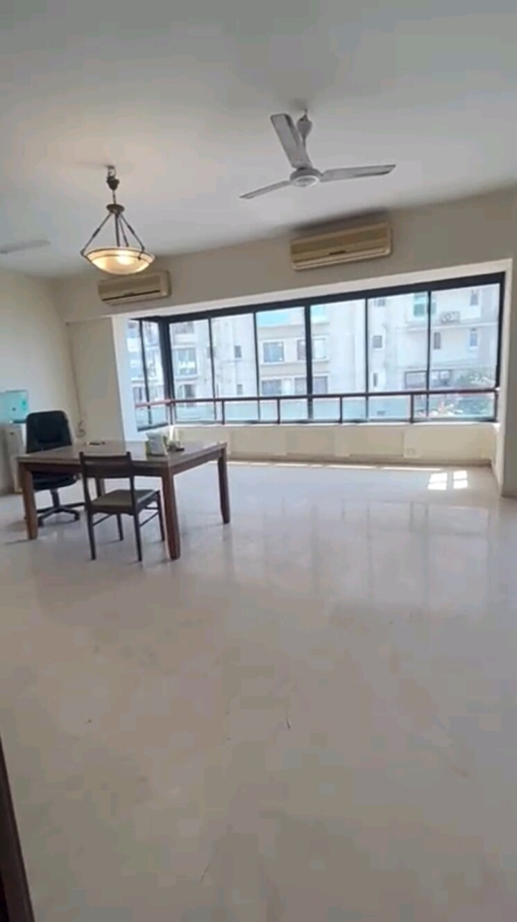 Living Room, peddar road 3 Bedroom 1500 Sq.Ft. Apartment In Peddar Road Mumbai 8588186