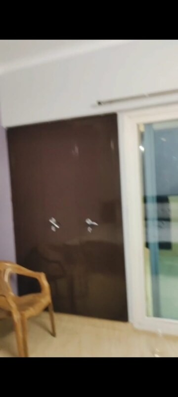 Furnished Amenities in 2 BHK Apartment at Gaur City 2 - 14th Avenue, Sector 16c Greater Noida – for Rent