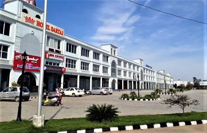 Showroom For Sale in Dev Properties Chandigarh