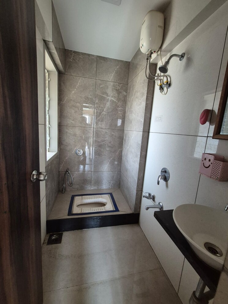 Bathroom, ace-homes 1 Bedroom 439 Sq.Ft. Apartment In Kasarvadavali Thane 8588327