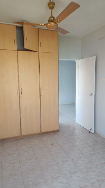 Room in 3 BHK Apartment at Star Mansion Cuffe Parade, Cuffe Parade – for Sale