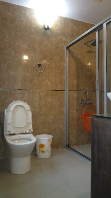 3 BHK Builder Floor For Rent in Dayanand Colony