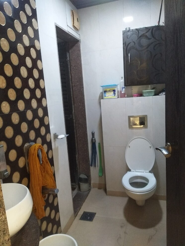 Bathroom, priyankas-hill-view-residency 2 Bedroom 1200 Sq.Ft. Apartment In Cbd Belapur Sector 30 Navi Mumbai 8588394