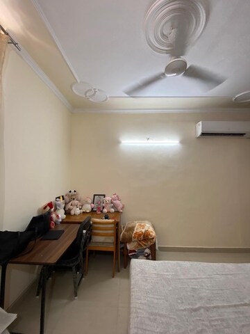 Living Room in 2 BHK Independent House at Sector 38 – for Rent