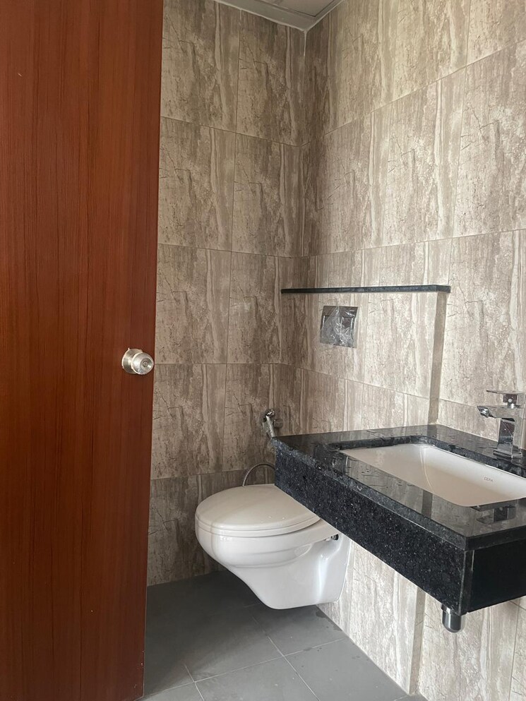 Bathroom, shapoorji-pallonji-joyville-gurgaon 4 Bedroom 2162 Sq.Ft. Apartment In Sector 102 Gurgaon 8588513