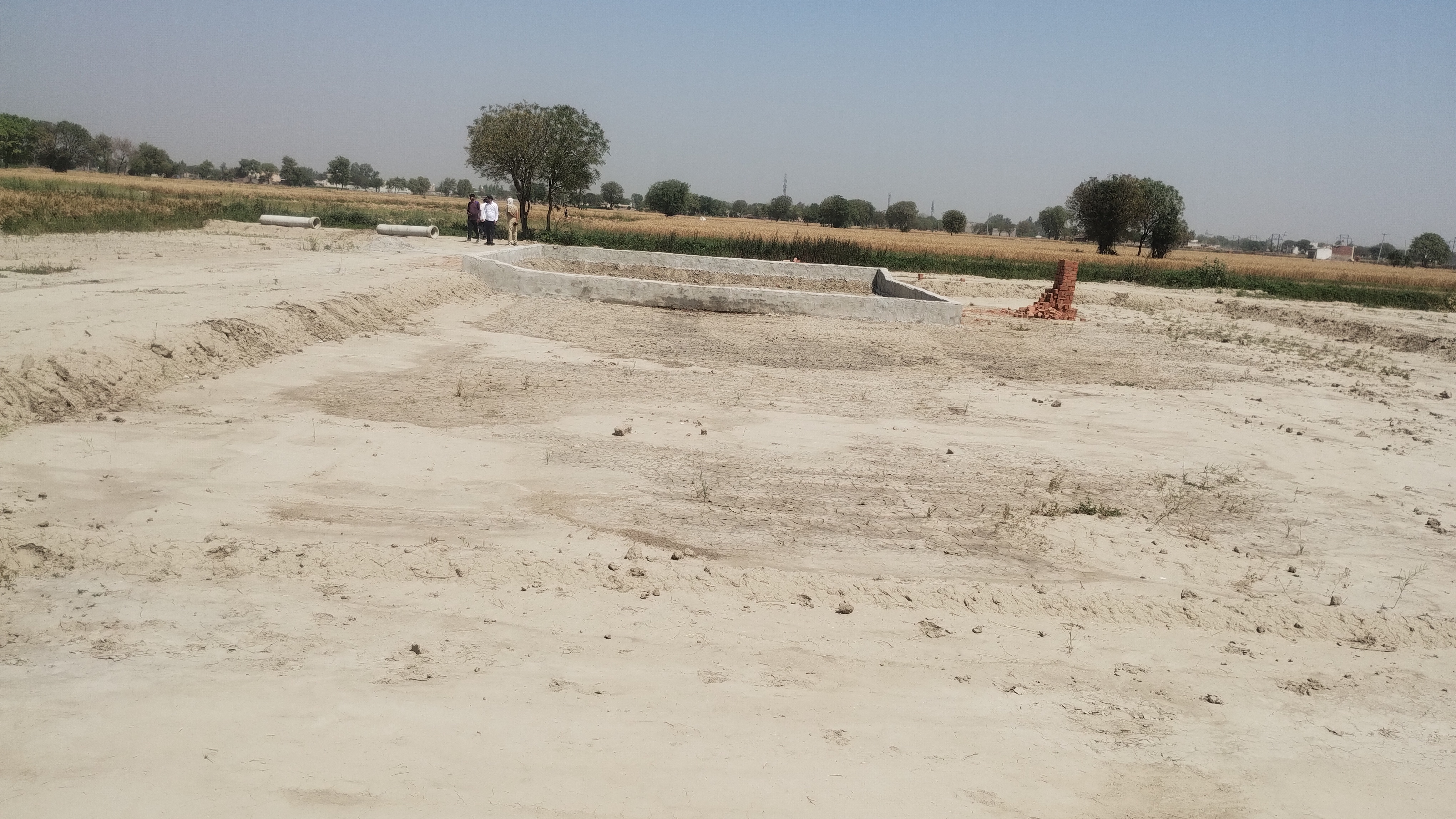 Plot For Sale in Sharma Ji Property 