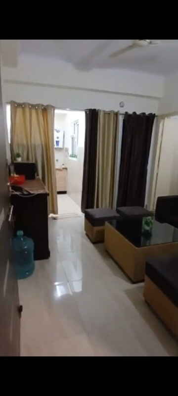 Master Bedroom in 1 BHK Apartment at Gaur City 2 - 14th Avenue, Sector 16c Greater Noida – for Rent