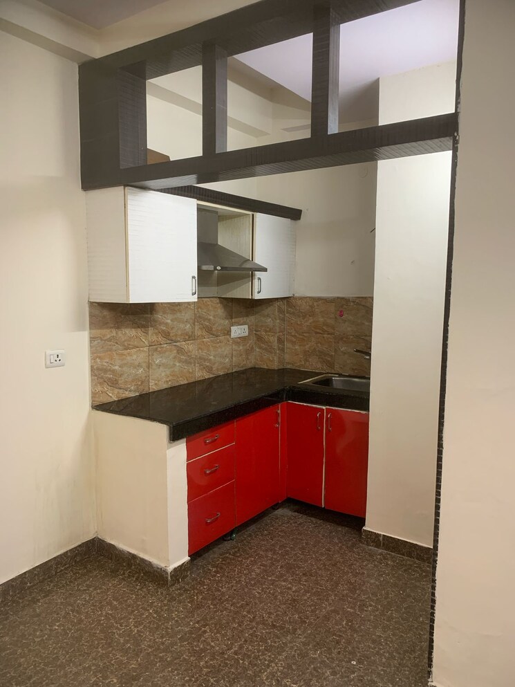 Kitchen, gyan khand 2 Bedroom 1050 Sq.Ft. Builder Floor In Gyan Khand Ghaziabad 8588759