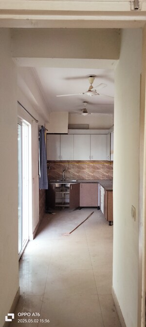 Room in 2 BHK Apartment at Gaurs Cascades, Raj Nagar Extension – for Sale