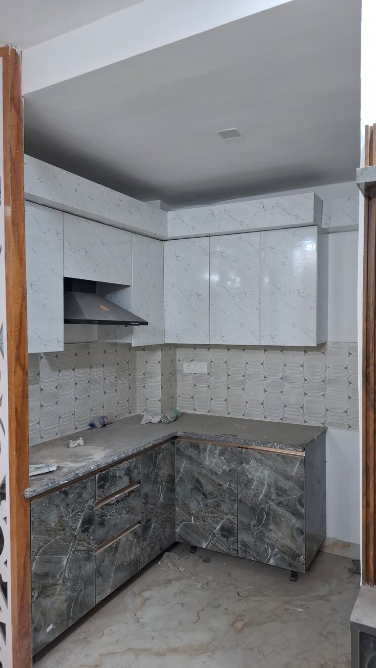 Kitchen, knowledge park v greater noida 2 Bedroom 980 Sq.Ft. Builder Floor In Knowledge Park V Greater Noida Greater Noida 8588832