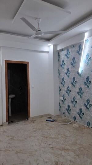 Room in 2 BHK Builder Floor at Knowledge Park V Greater Noida – for Sale