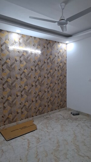 Room in 2 BHK Builder Floor at Knowledge Park V Greater Noida – for Sale