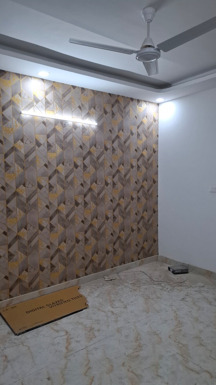 Room, knowledge park v greater noida 2 Bedroom 980 Sq.Ft. Builder Floor In Knowledge Park V Greater Noida Greater Noida 8588832