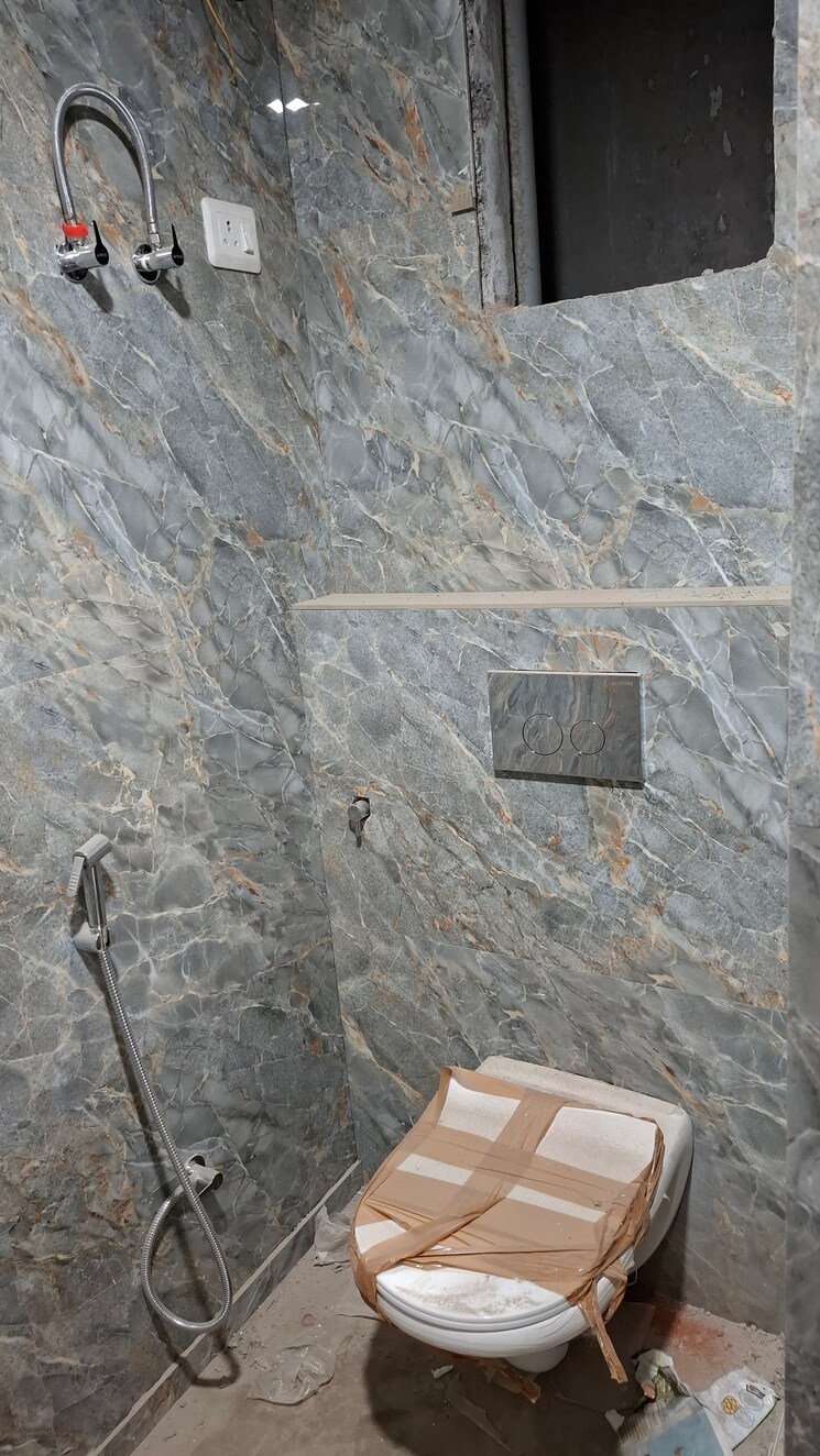 Bathroom, knowledge park v greater noida 2 Bedroom 980 Sq.Ft. Builder Floor In Knowledge Park V Greater Noida Greater Noida 8588832