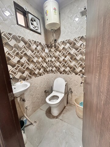 Bathroom in 2 BHK Builder Floor at Govindpuri – for Rent