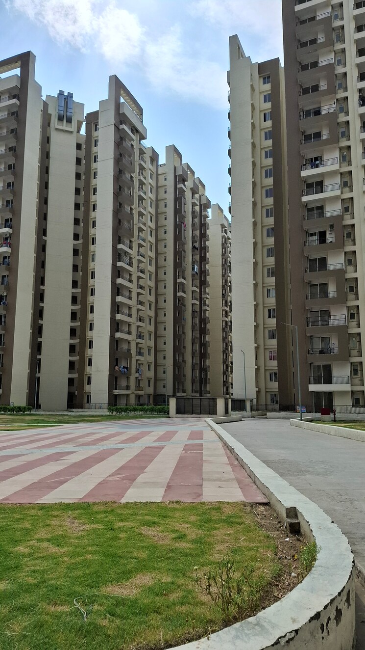 Exterior View, amrapali-golf-homes 3 Bedroom 1595 Sq.Ft. Apartment In Sector 4 Greater Noida Greater Noida 8588877