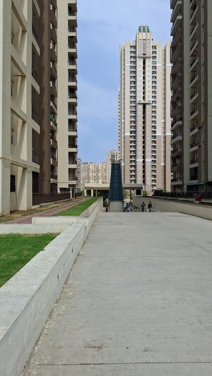 3 BHK Apartment – Exterior View View at Amrapali Golf Homes, Sector 4 Greater Noida - for Sale