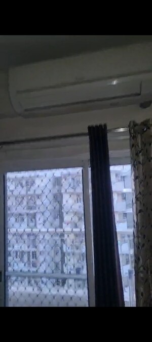 Room in 3 BHK Apartment at VVIP Addresses, Raj Nagar Extension – for Sale