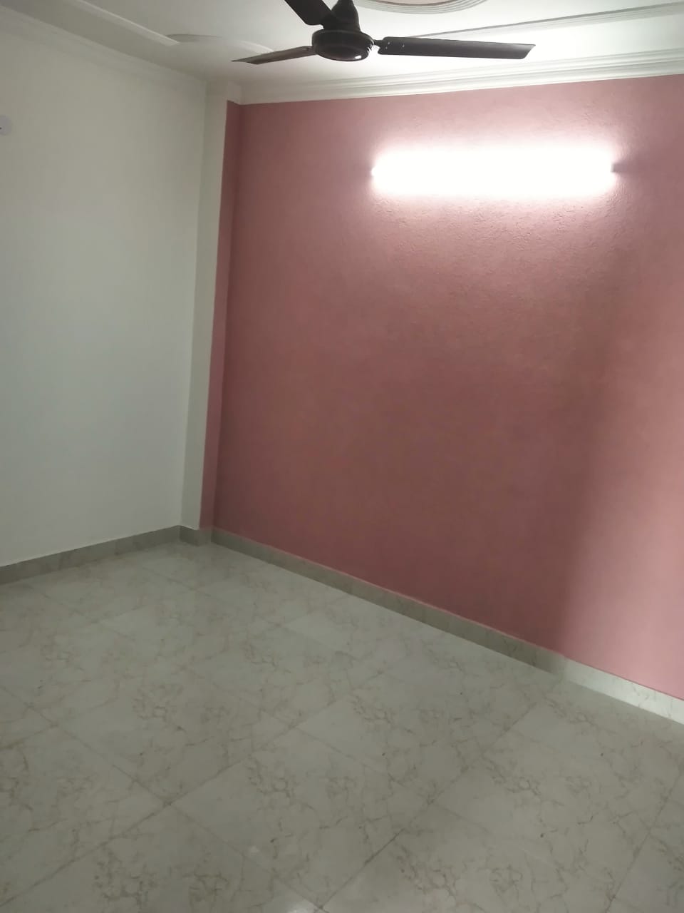 2 BHK Builder Floor For Rent in Govindpuri