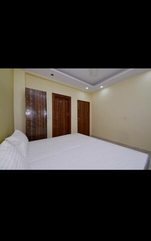 Bedroom in 4 BHK Builder Floor at Ardee Platinum Independent Floors, Sector 52 – for Sale