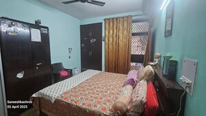 Bedroom in 4 BHK Builder Floor at Ardee Platinum Independent Floors, Sector 52 – for Sale