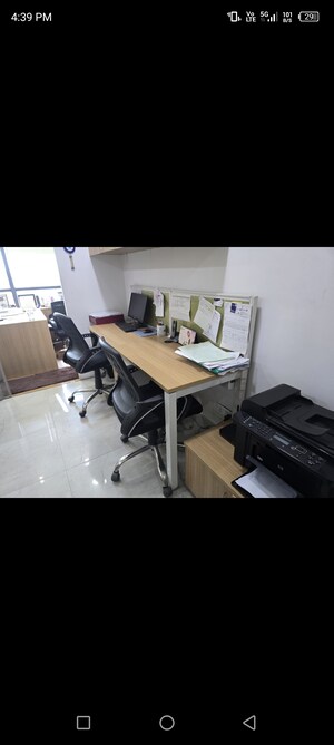 Team Area in  Office Space at Spaze Platinum Tower, Sector 47 – for Sale