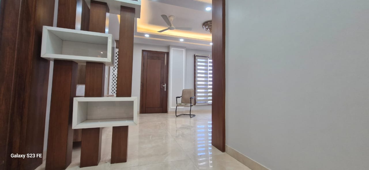4 BHK + Pooja Room,Extra Room Apartment For Rent in Royal Residency Gurgaon