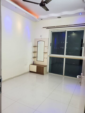 1 BHK Apartment For Rent in Raunak Unnathi Woods Phase 7 A And B, Ghodbunder Road