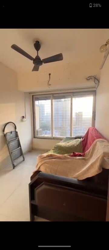 2 BHK Apartment For Rent in Goregaon West
