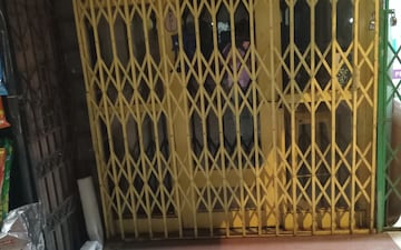 Shop For Rent in Versova View, Andheri West