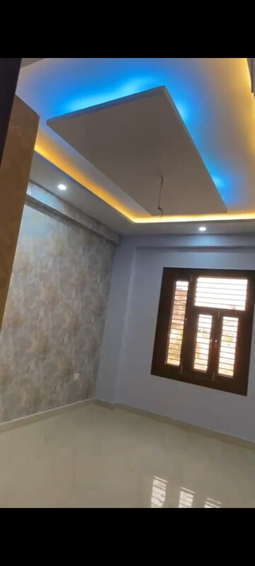 Room in 3 BHK Builder Floor at Chhaproli Khadar – for Sale