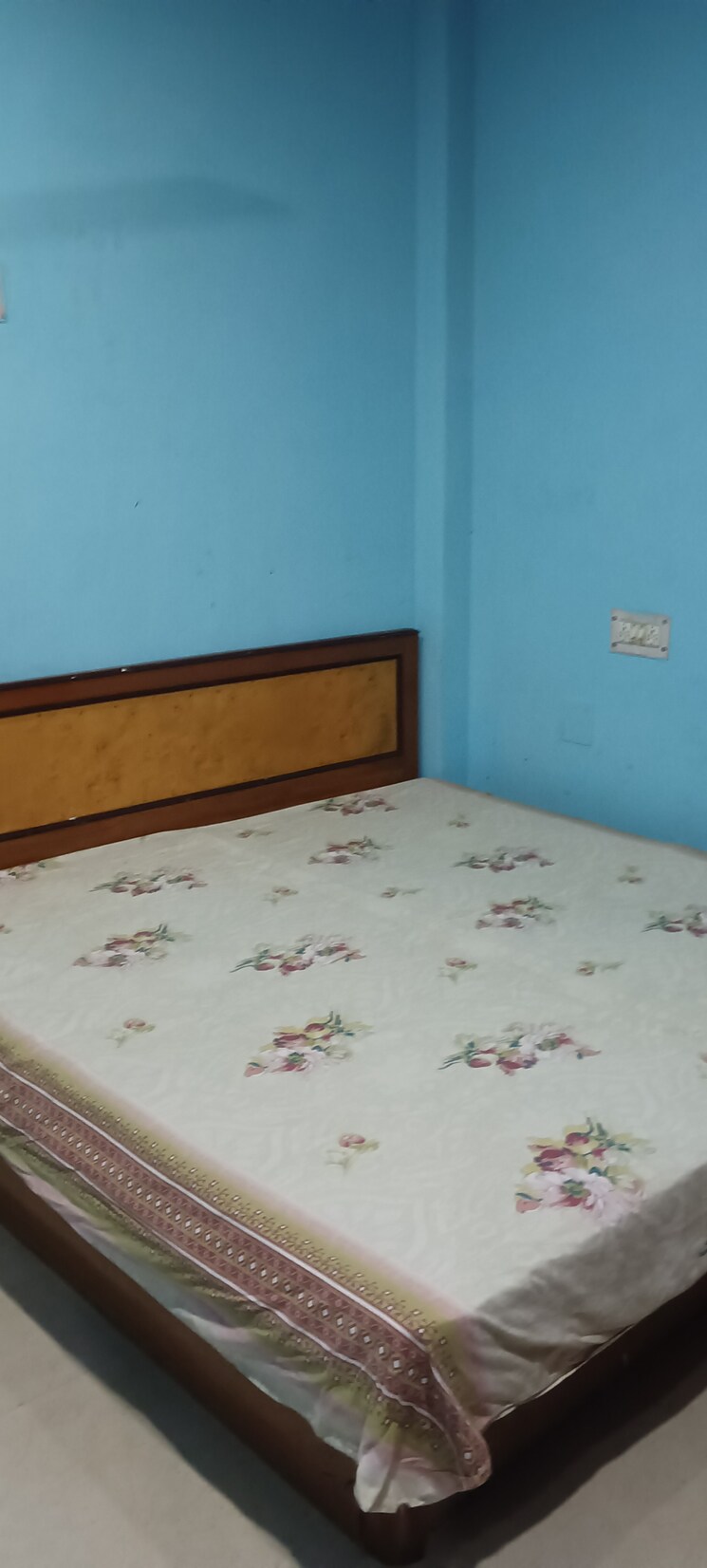 Room, ashok nagar 1.5 Bedroom 450 Sq.Ft. Builder Floor In Ashok Nagar Delhi 8589251