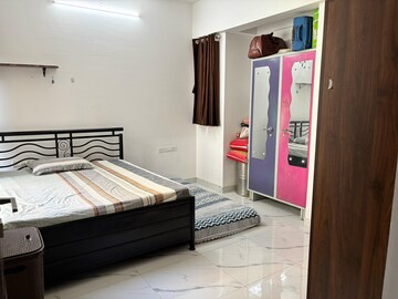 Master Bedroom in 2 BHK Apartment at Raymond The Address, Pokhran Road No Two – for Rent