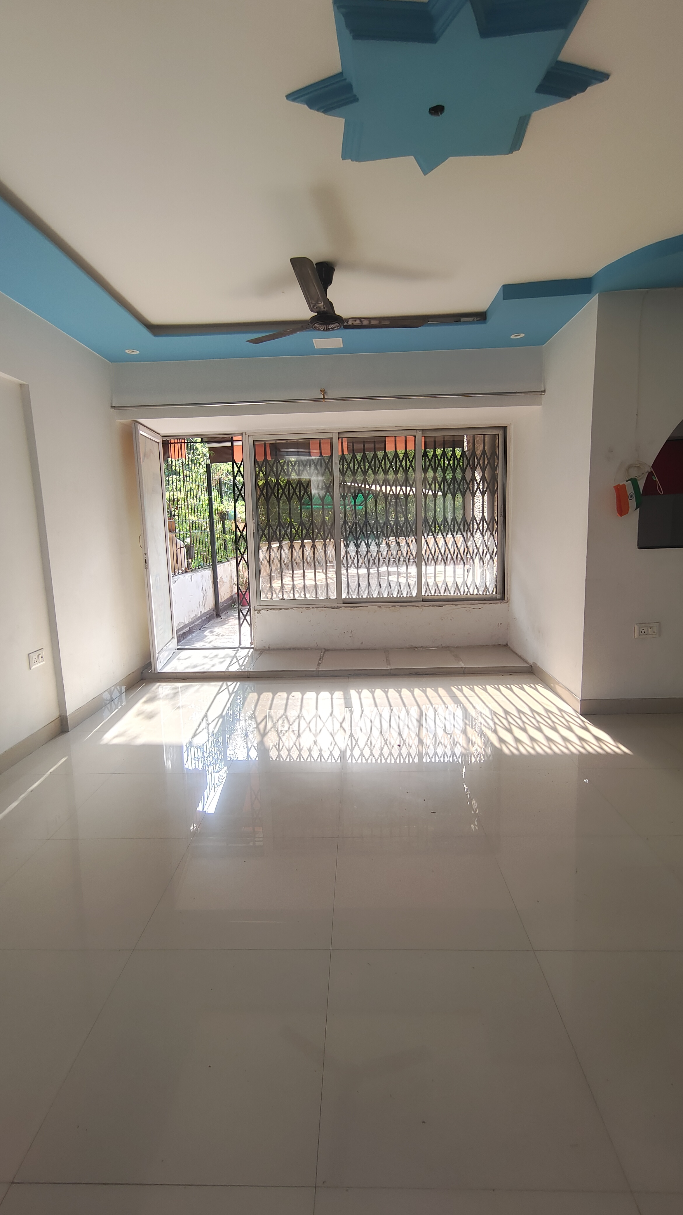 2 BHK Apartment For Rent in Kanakia Spaces Vasundhara
