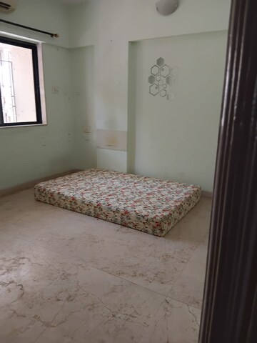 Bedroom in 2 BHK Apartment at Riddhi Garden, Malad East – for Rent