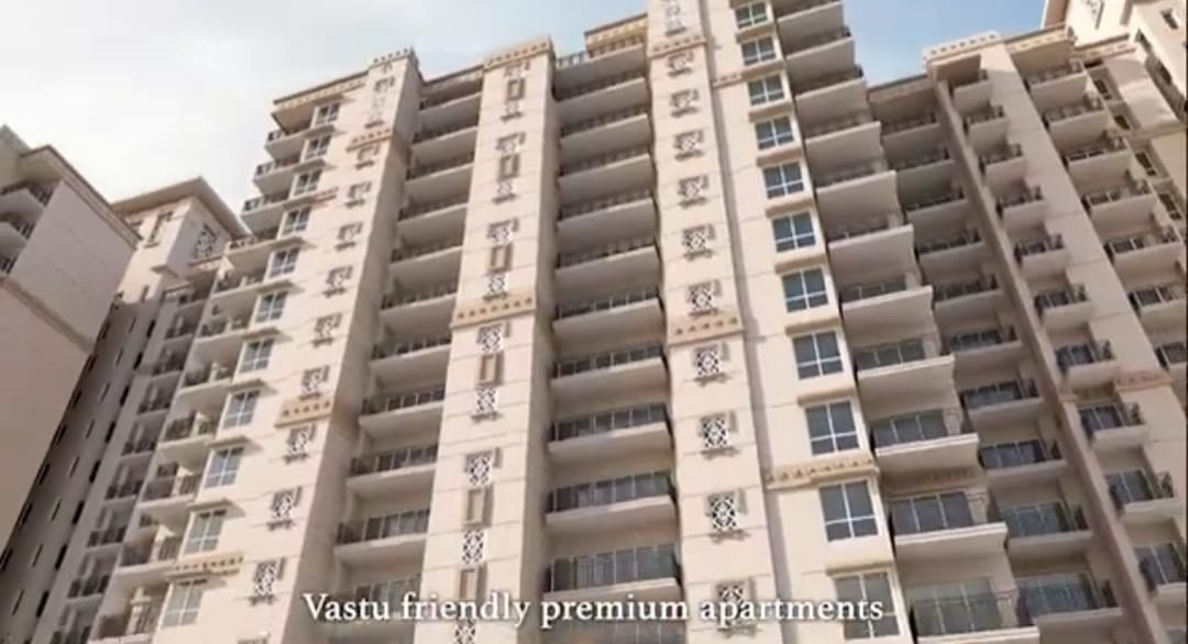 3 BHK 1720 Sq.Ft. Apartment in CRC Maesta