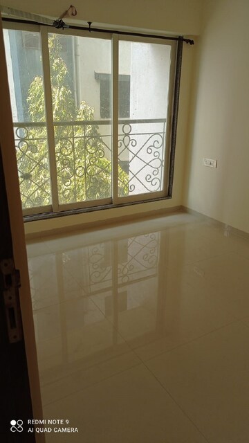 Bedroom in 3 BHK Apartment at Bandra West – for Rent