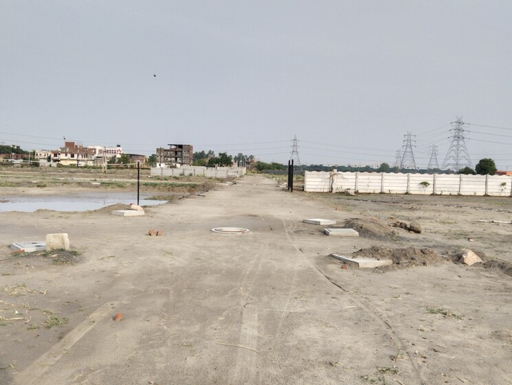 Exterior View, knowledge park 3 greater noida  100 Sq.Yd. Plot In Knowledge Park 3 Greater Noida Greater Noida 8589492