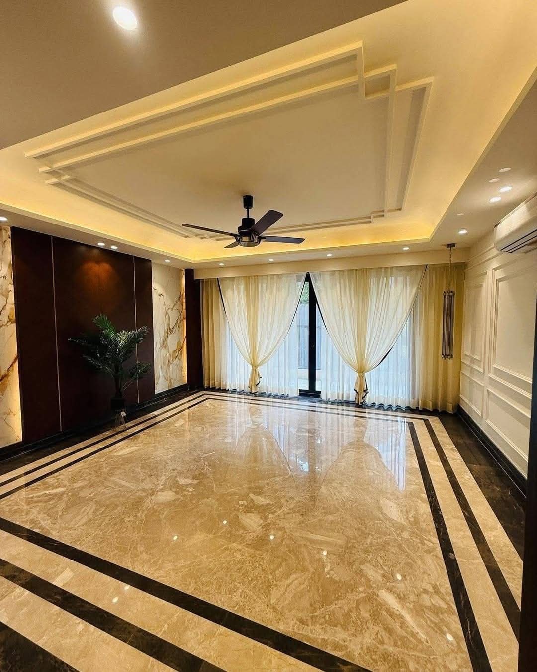 3 BHK + Study Room Builder Floor For Rent in 3 Bhk Lift N Parking 